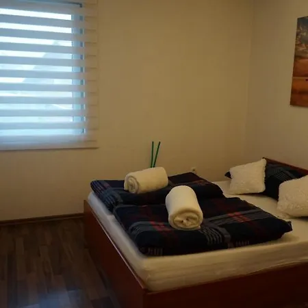 شقة Apartman Volijak يايتشه