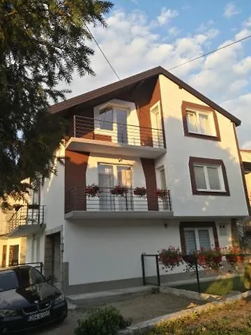 Apartman Volijak * 야이체